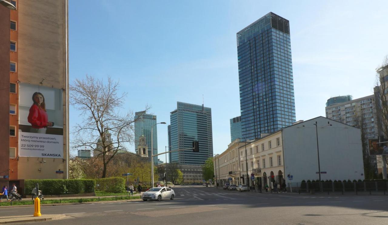 Butas Falcon Center 3 Krolewska Warsaw